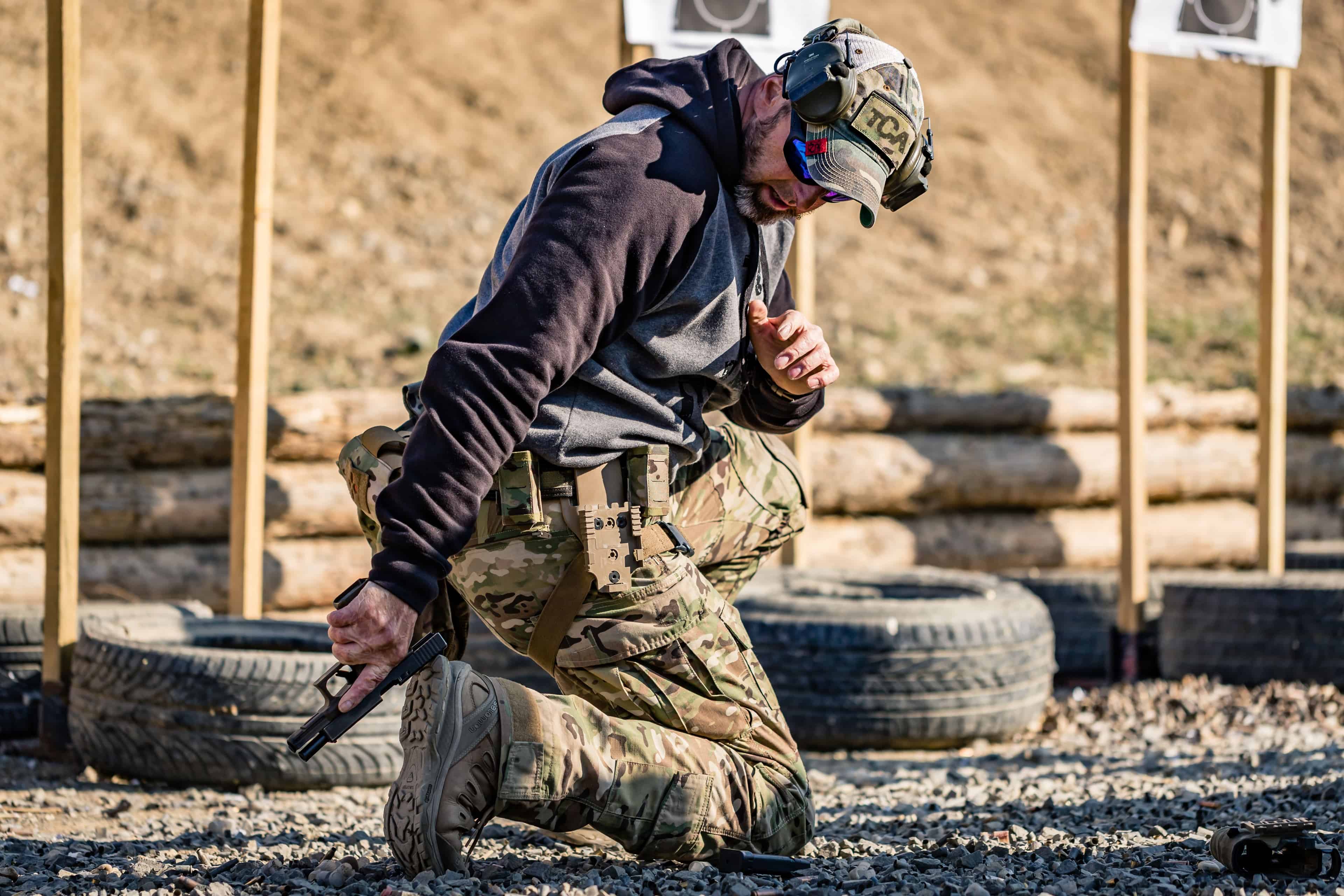 Pištoľ: Streľba so zranením drill